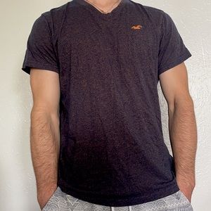 Men’s Small Hollister Tee
